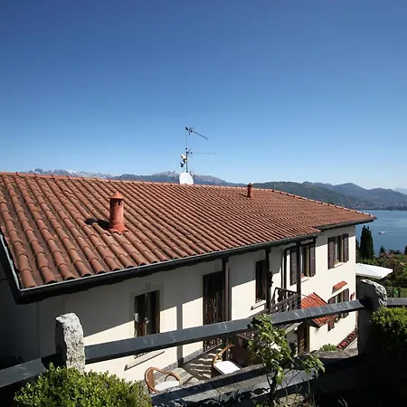 Vila The On The - Happy Baveno